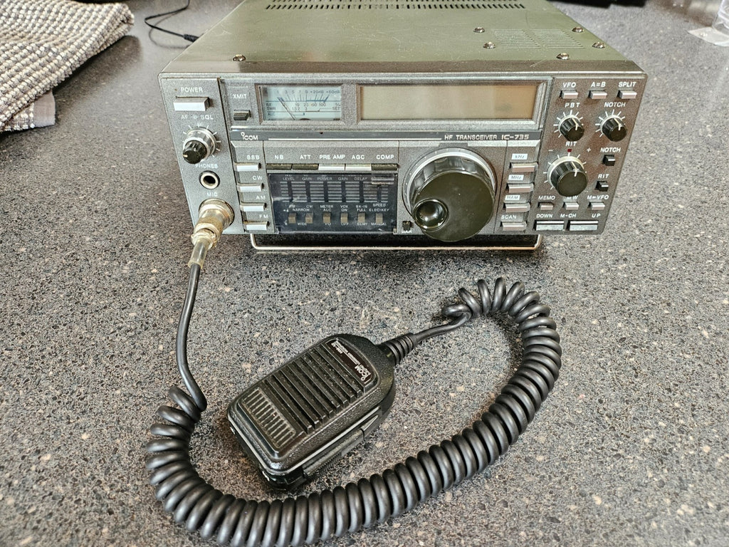 Icom IC-735 Used