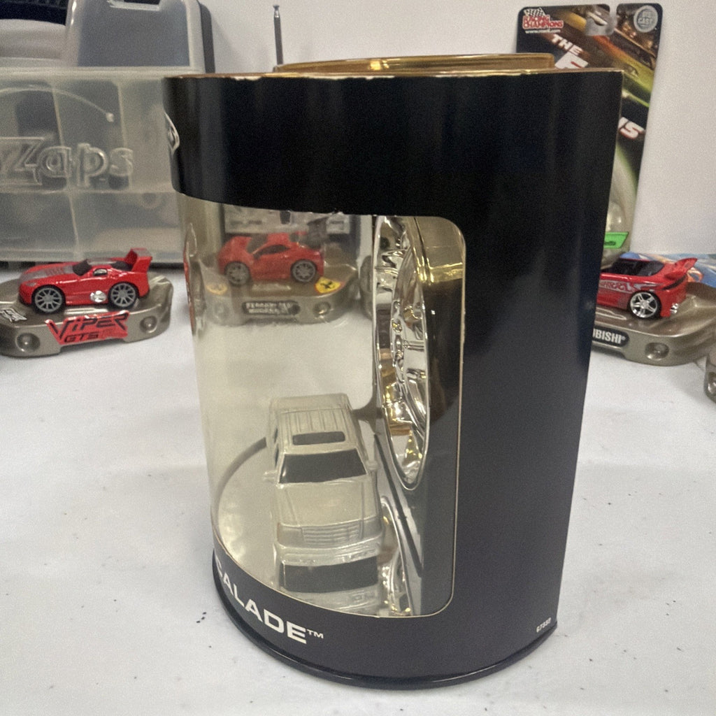Hot Wheels Escalade New