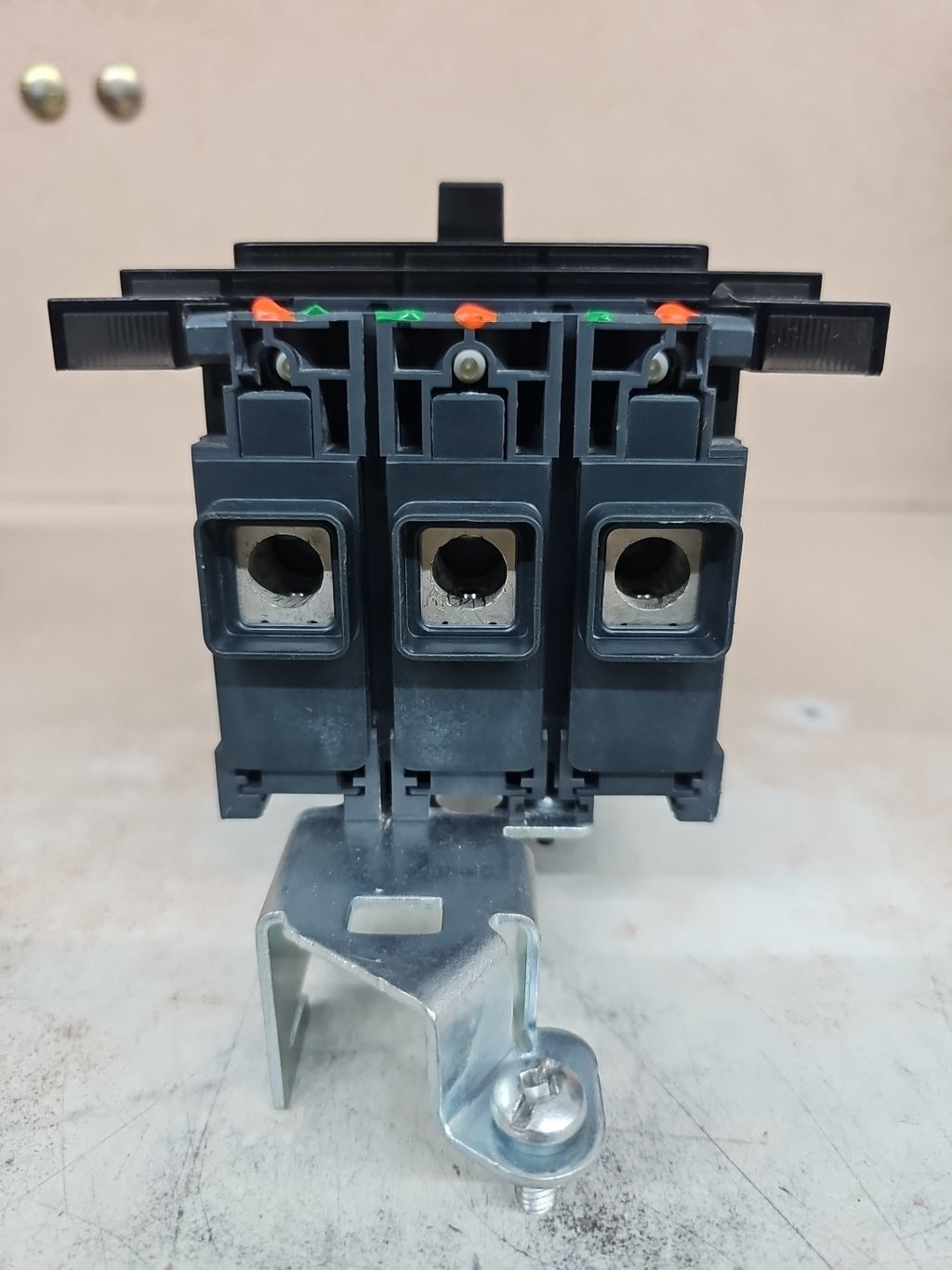 Square D BJA36090 Used