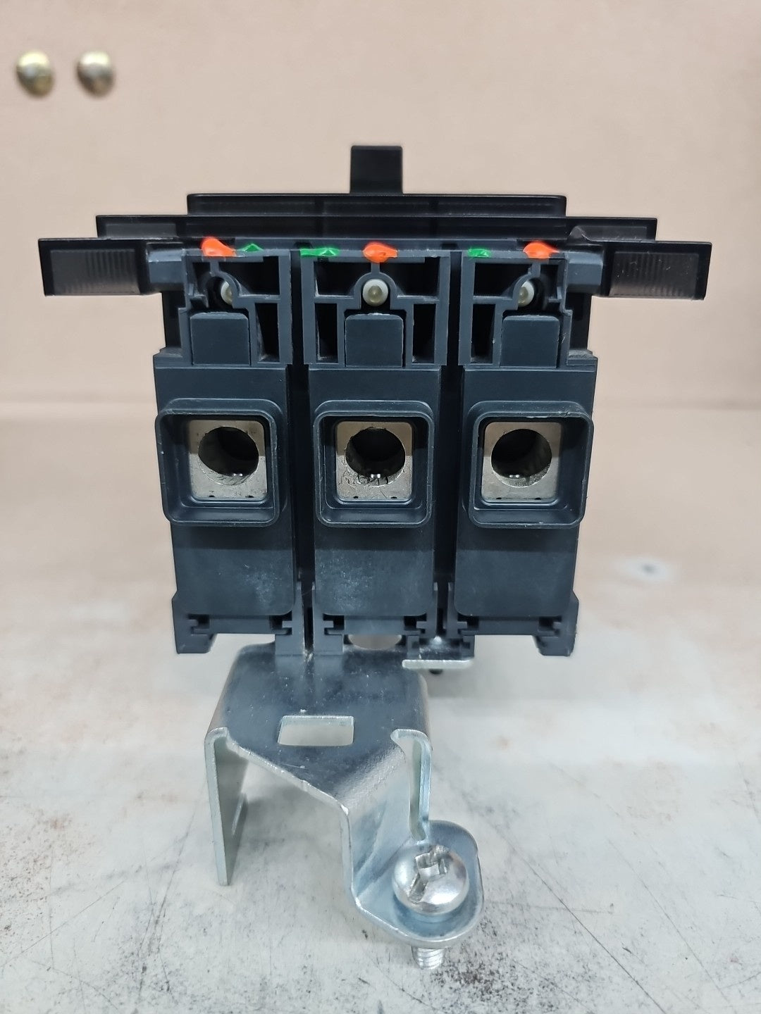 Square D BJA36090 Used