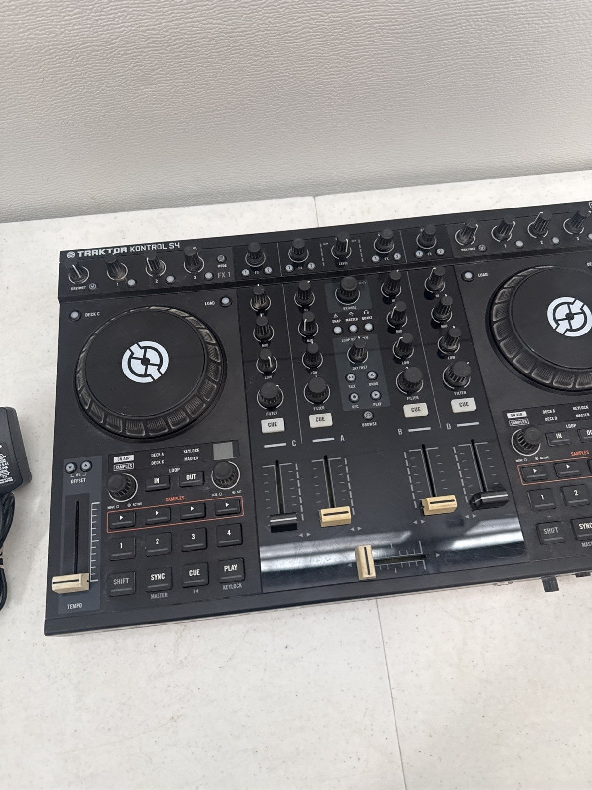 Native Instruments TRAKTOR KONTROL S4 Used