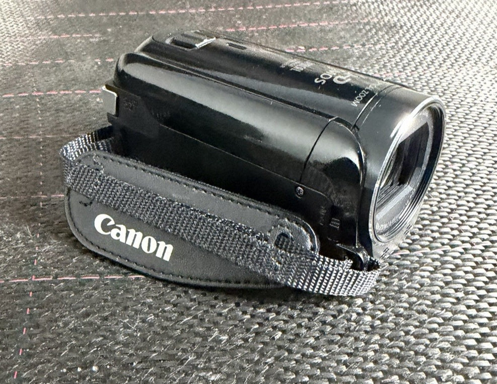 Canon Canon VIXIA HF R700 Used