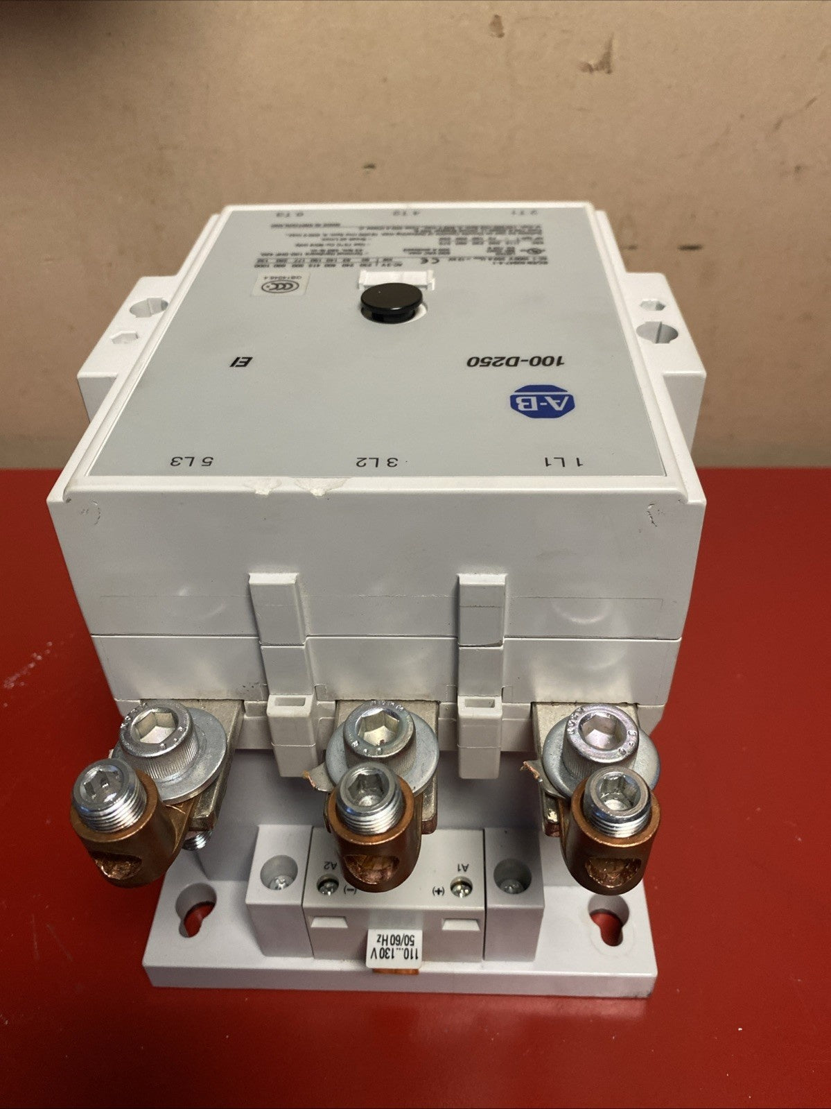 Allen-Bradley 100-D250 Used