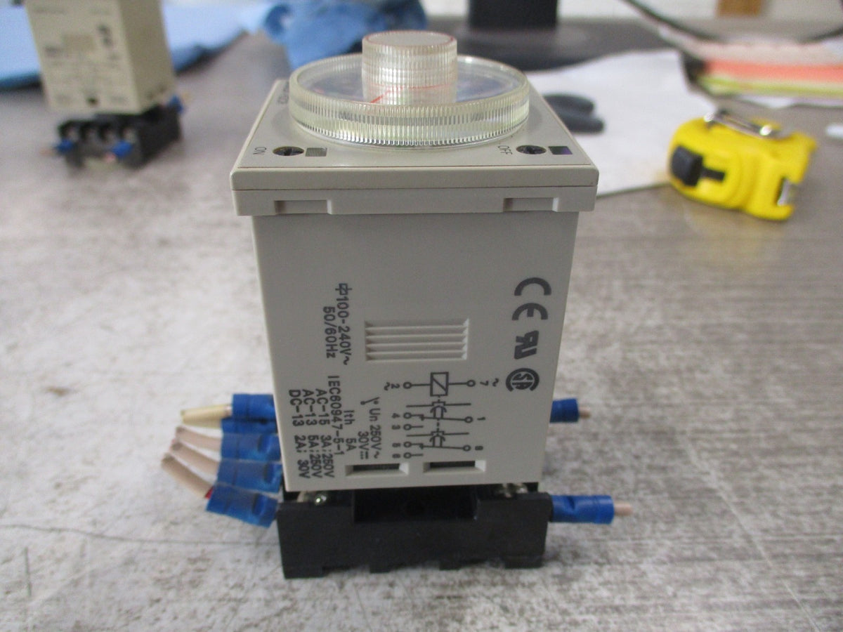Omron H3CR-F8-300 Used
