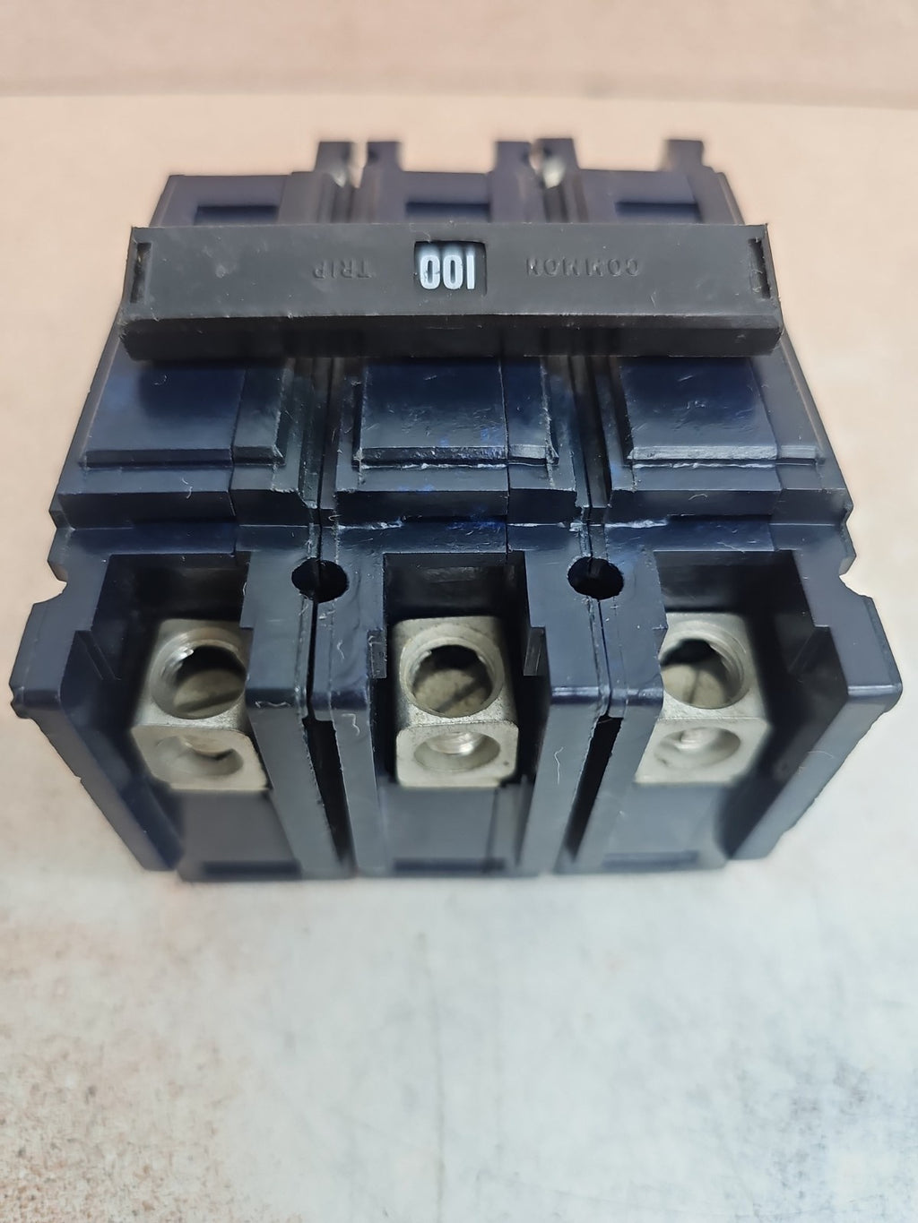 Eaton QC3100H Used