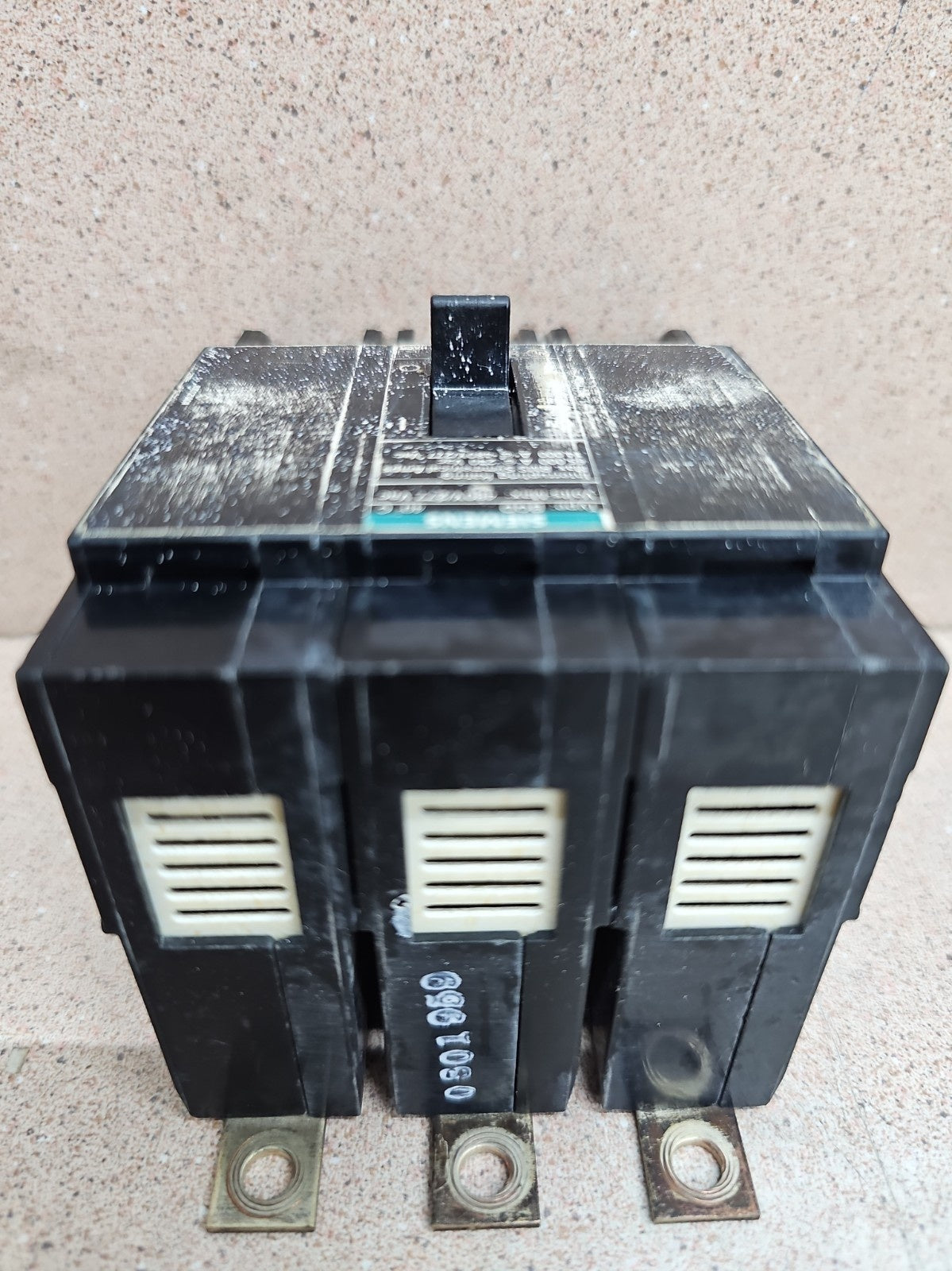 Siemens BQD330 Used