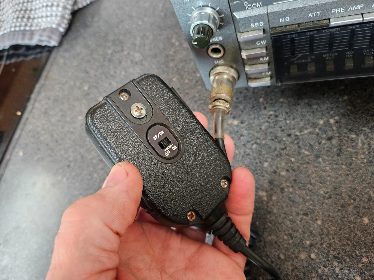 Icom IC-735 Used