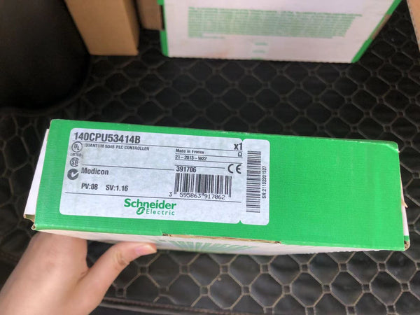 1 PC  For Schneider 140CPU53414B new