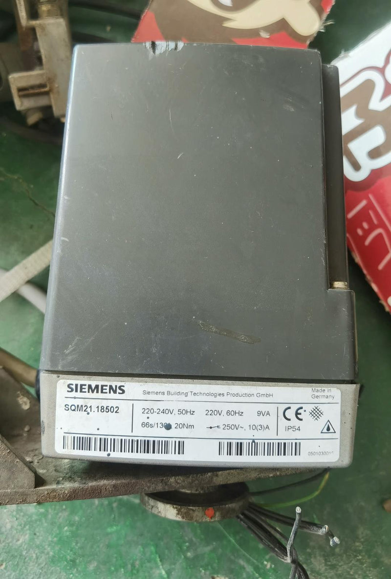 1PC For SIEMENS SQM21.18502 used