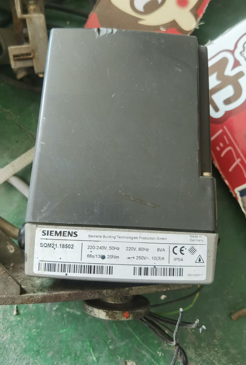 1PC For SIEMENS SQM21.18502 used