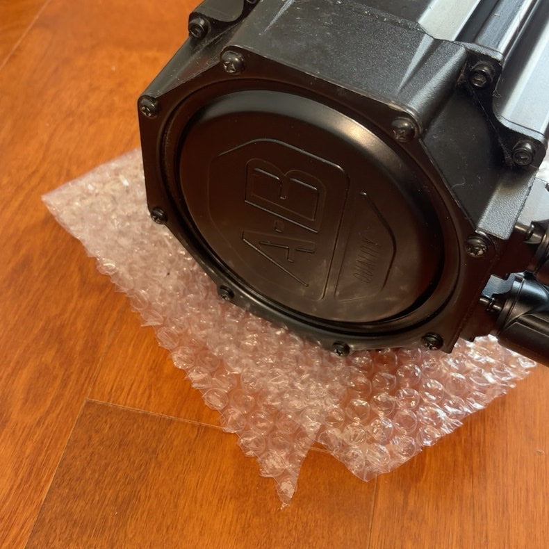 Allen-Bradley MPL-B540K-MJ72AA Used Industrial Automation Spare Part for Industrial Automation