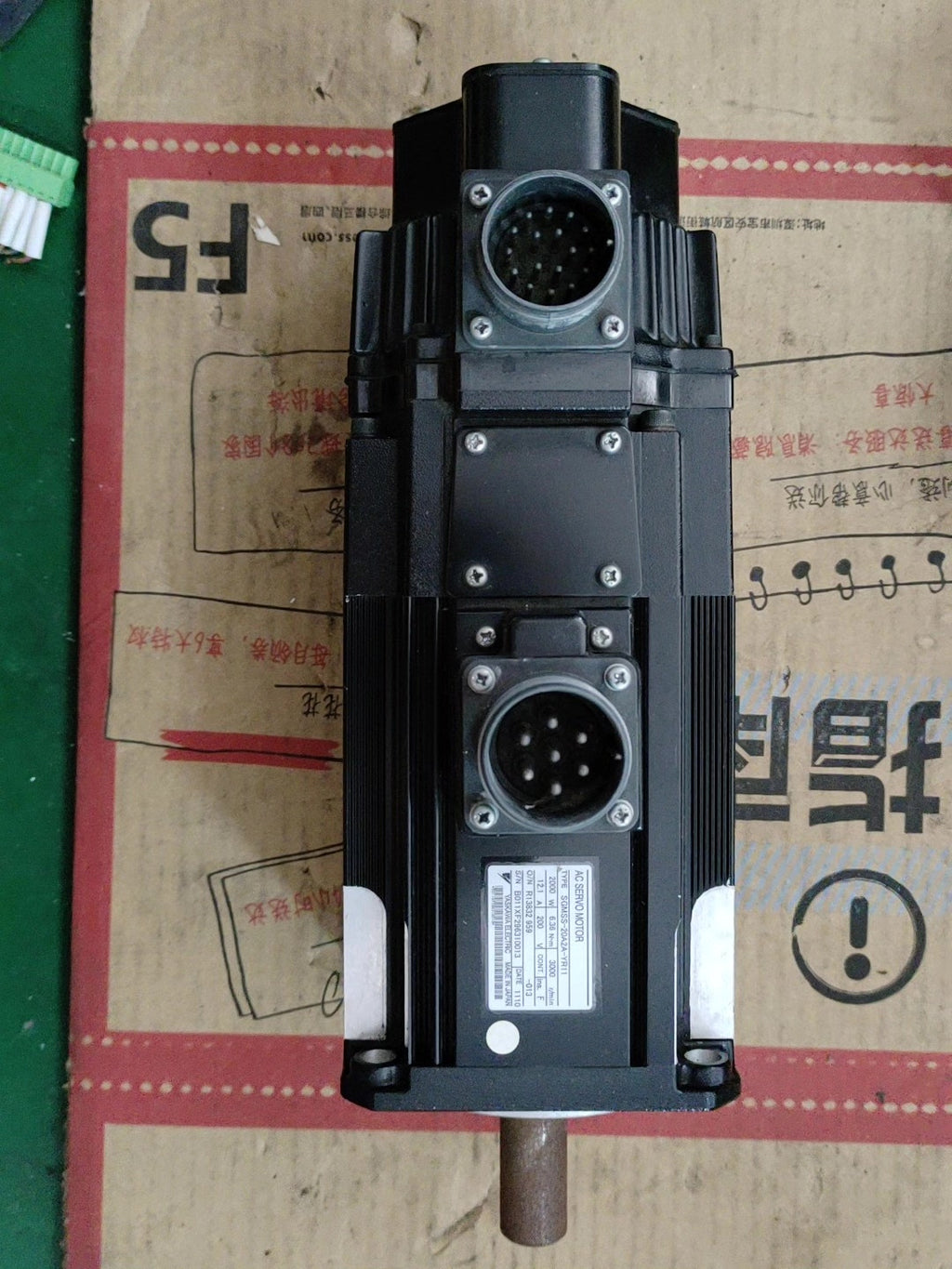 Yaskawa SGMSS-20A2A-YR11 New Servo Drive Motor for Industrial Automation