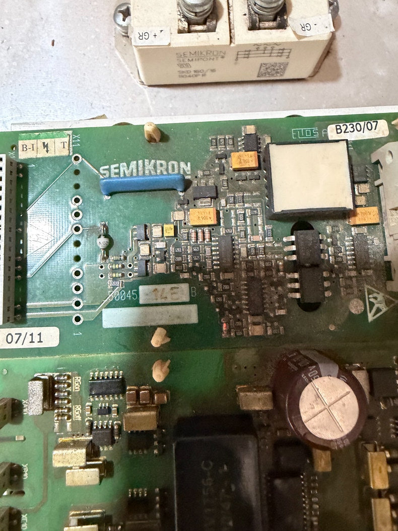 SEMIKRON SKIIP112NAK0002 Used Industrial Automation Spare Part for Industrial Automation