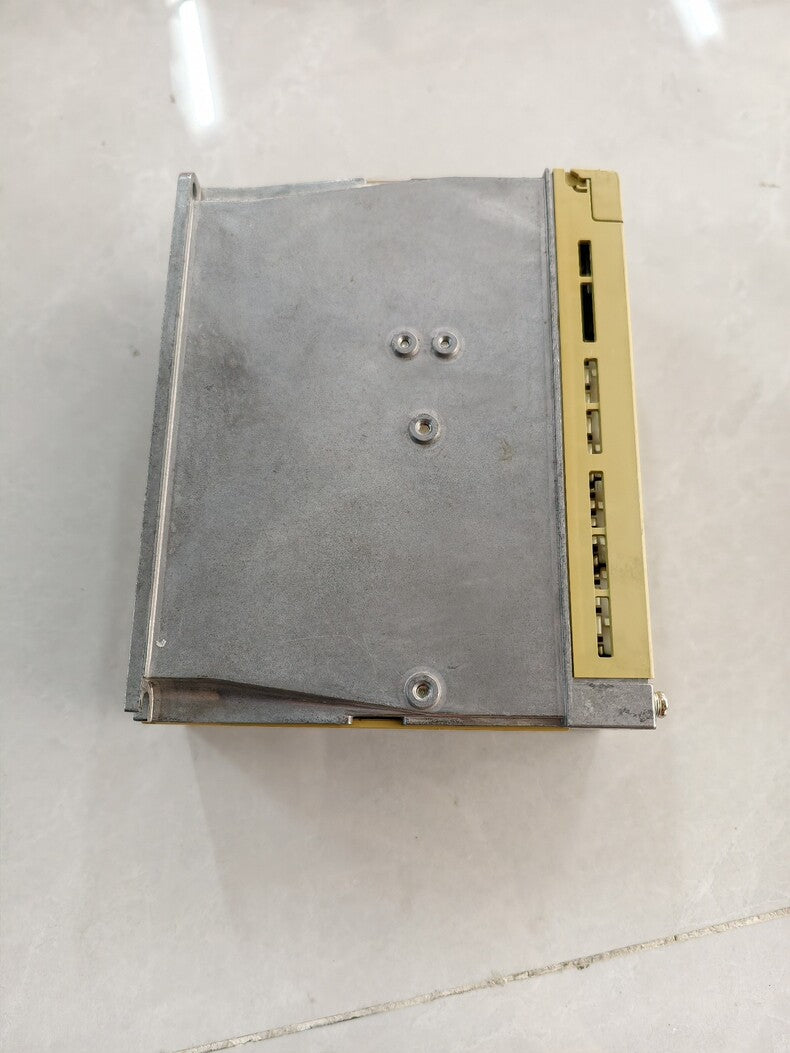 Yaskawa SGDM-04AC-SD2B Used Servo Drive Motor for Industrial Automation