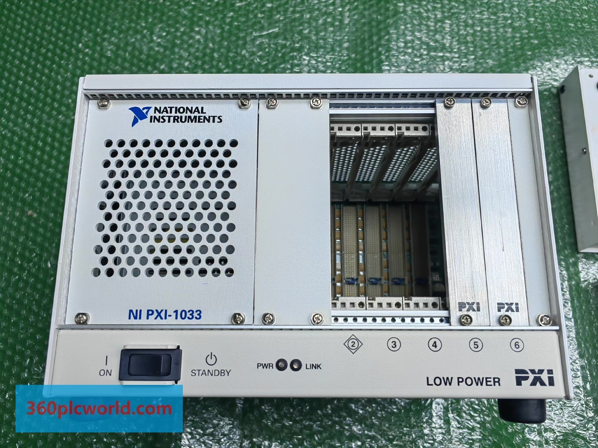 National Instruments PXI-1033 New Obsolete Industrial Spare Parts