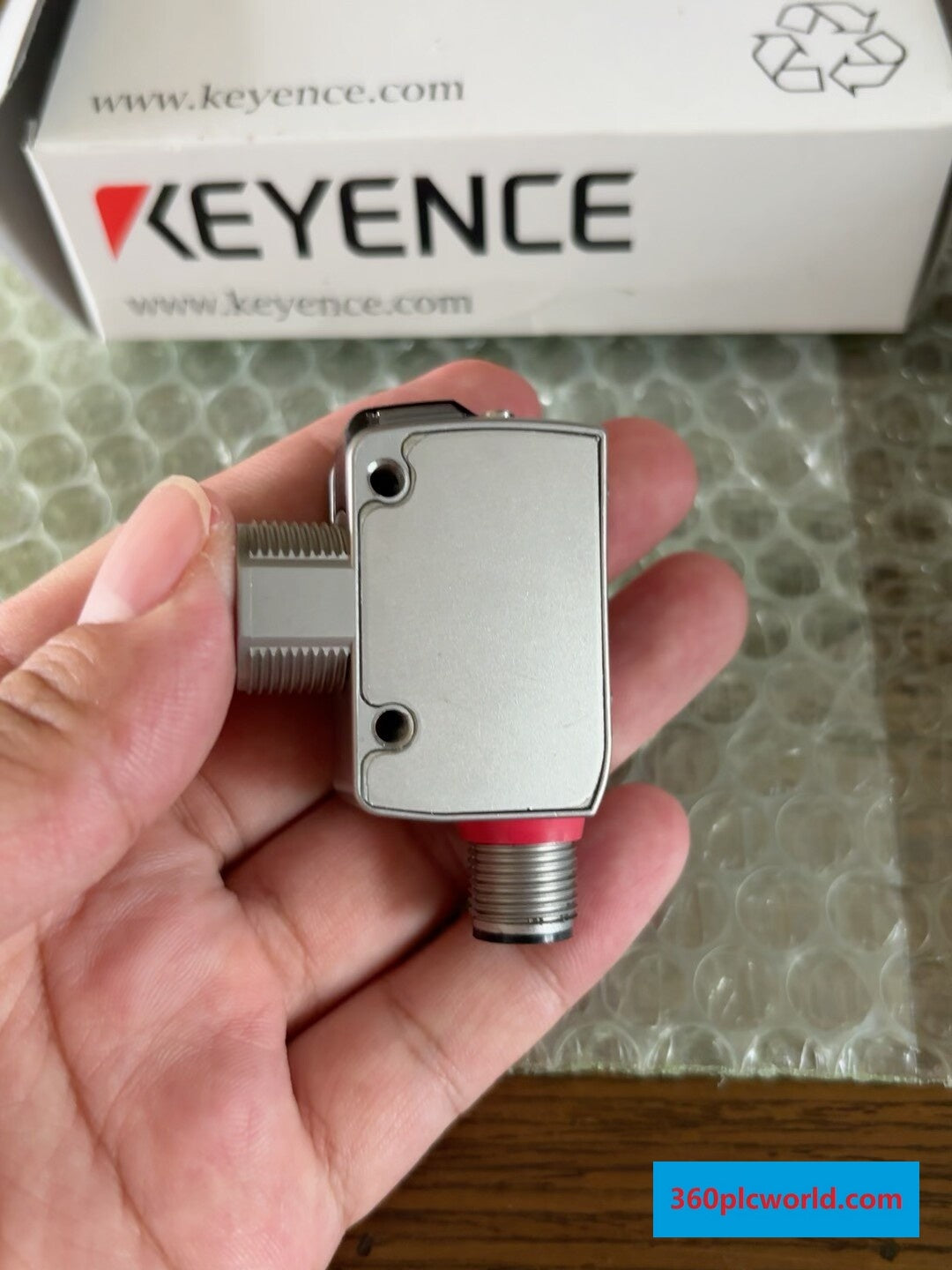 Keyence LR-ZB240CB New Sensor Encoder for Industrial Automation