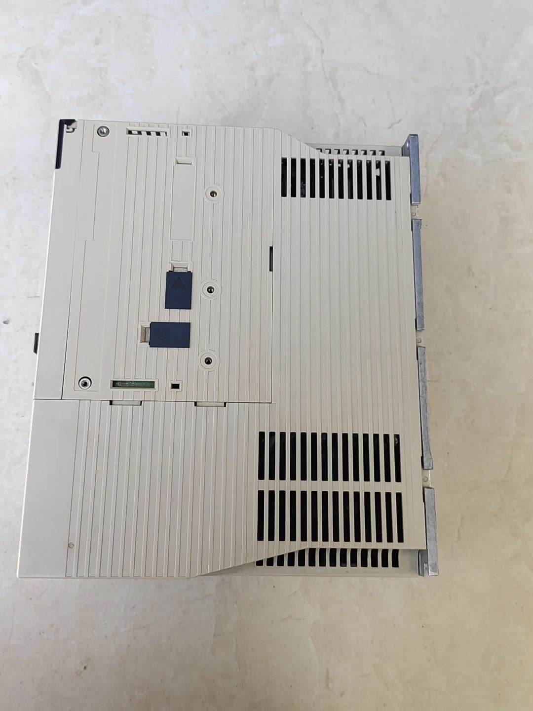 Yaskawa SGDV-330A01A002000 Used Servo Drive Motor for Industrial Automation