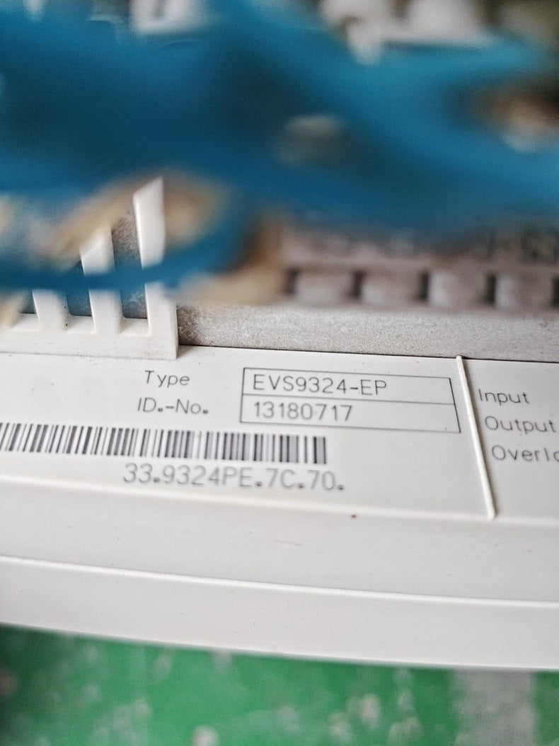 Lenze EVS9324-EP Used Obsolete Industrial Spare Parts Industrial Automation