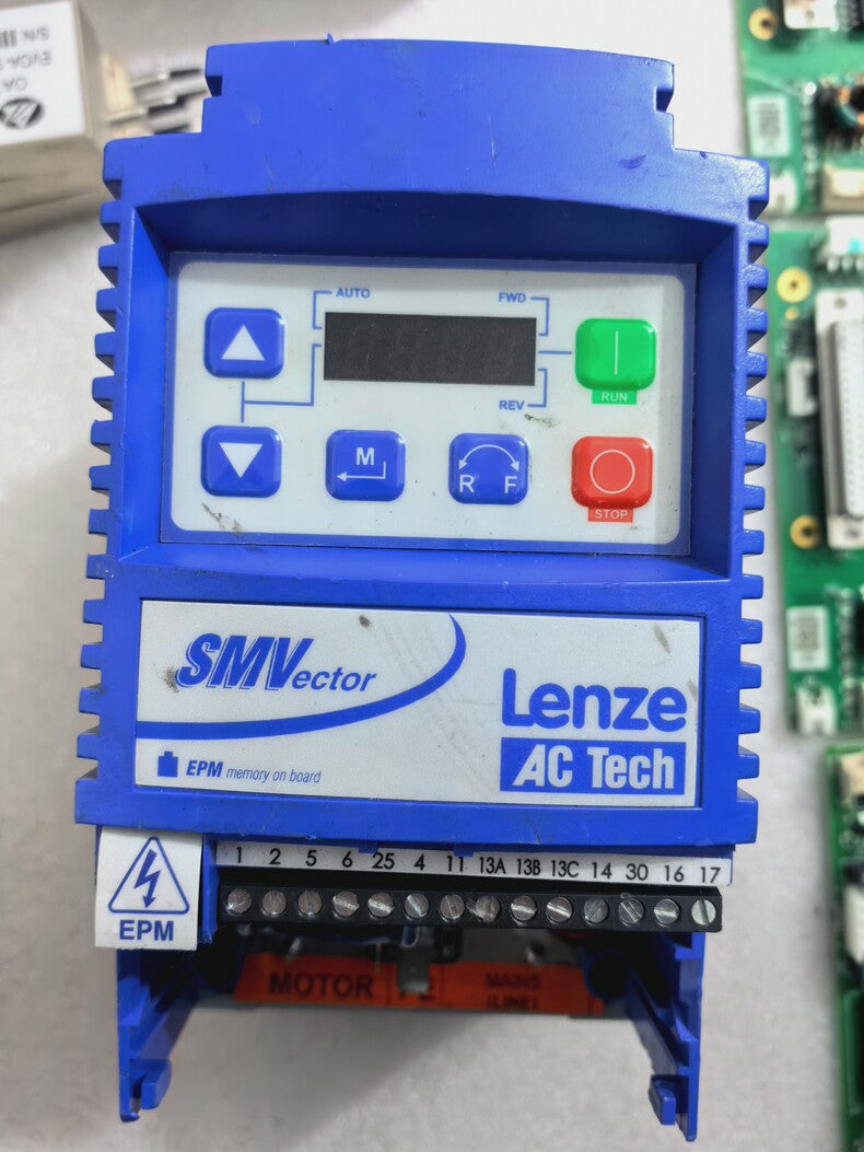 Lenze ESV402N02TXB Used Industrial Automation Spare Part for Industrial Automation