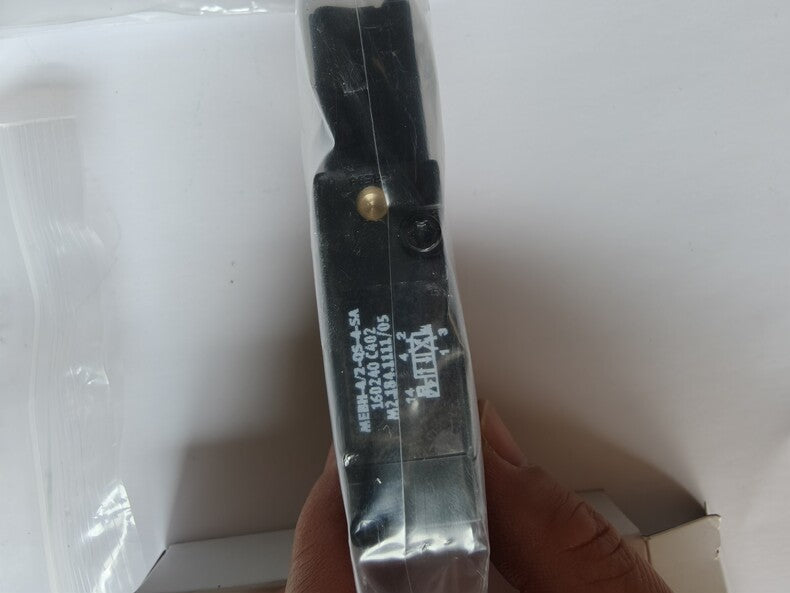Festo M2.184.1111 Used Industrial Automation Spare Part for Industrial Automation