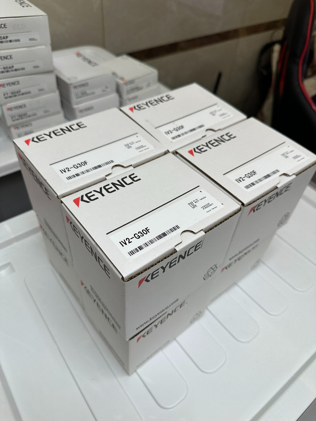 Keyence IV2-G30F New Sensors & Encoders Industrial Automation