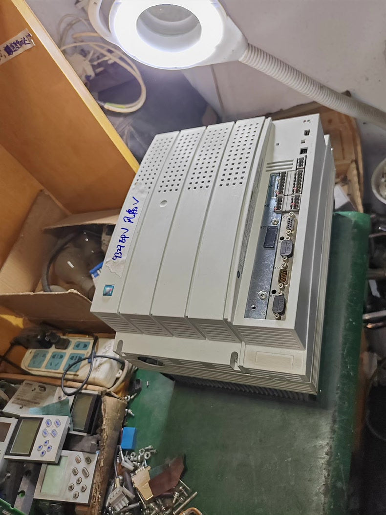Lenze EVS9327-EP Used Obsolete Industrial Spare Parts Industrial Automation