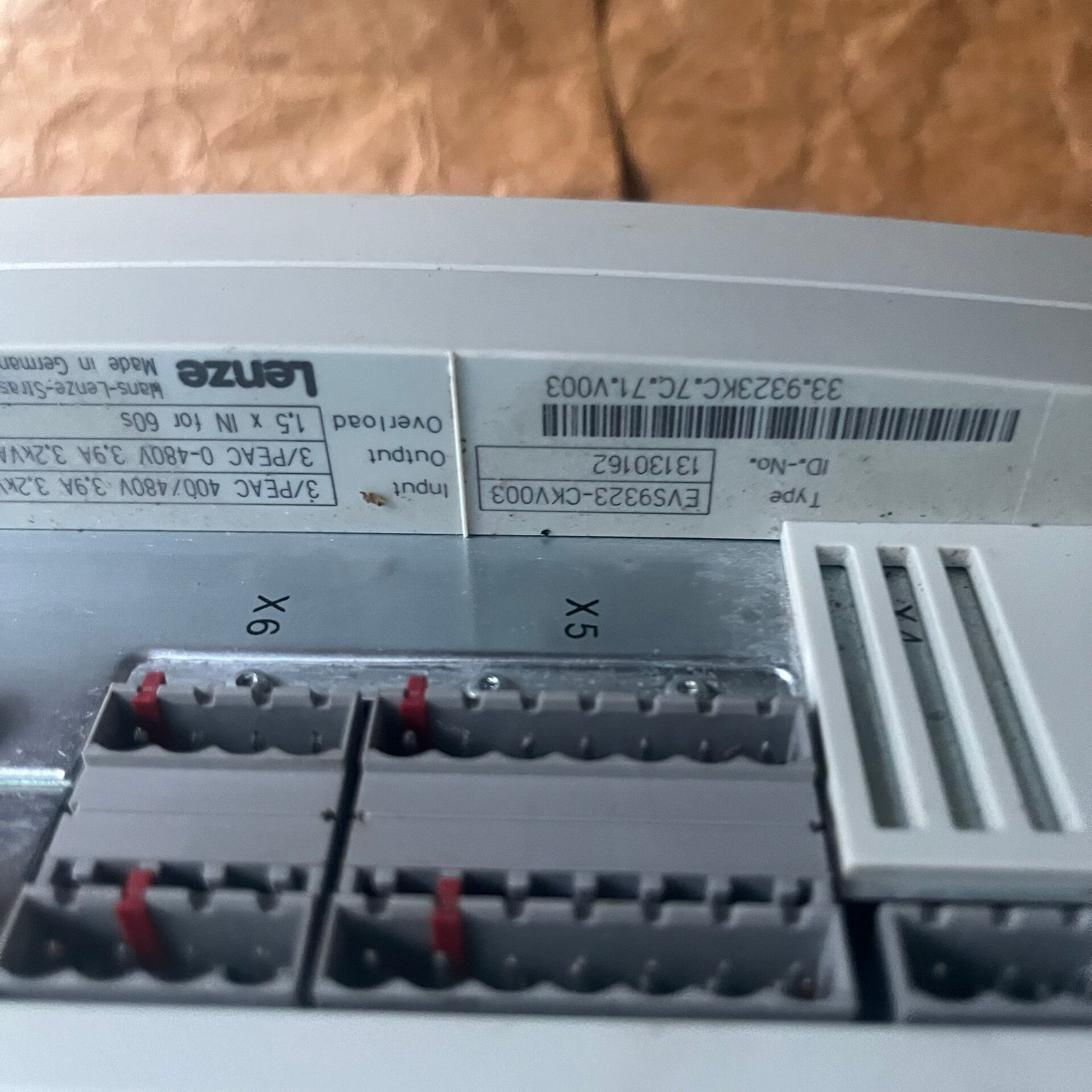 Lenze EVS9323-CKV003 Used Obsolete Industrial Spare Parts Industrial Automation