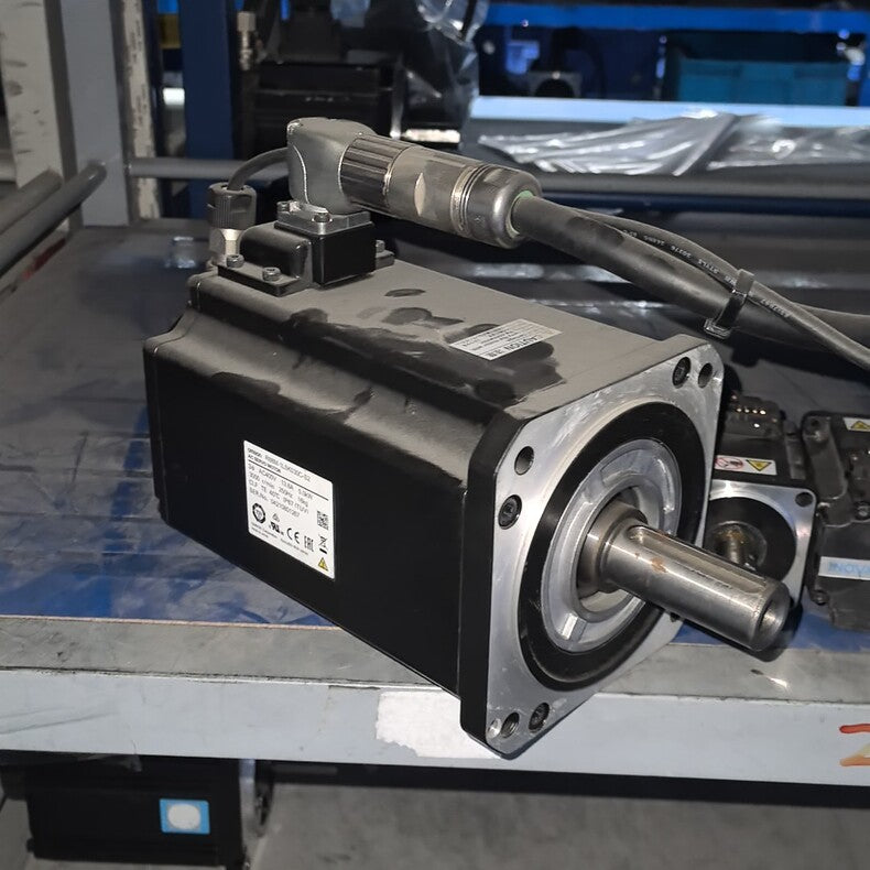 Omron R88M-1L5K030C-S2 Used Obsolete Industrial Spare Parts Industrial Automation