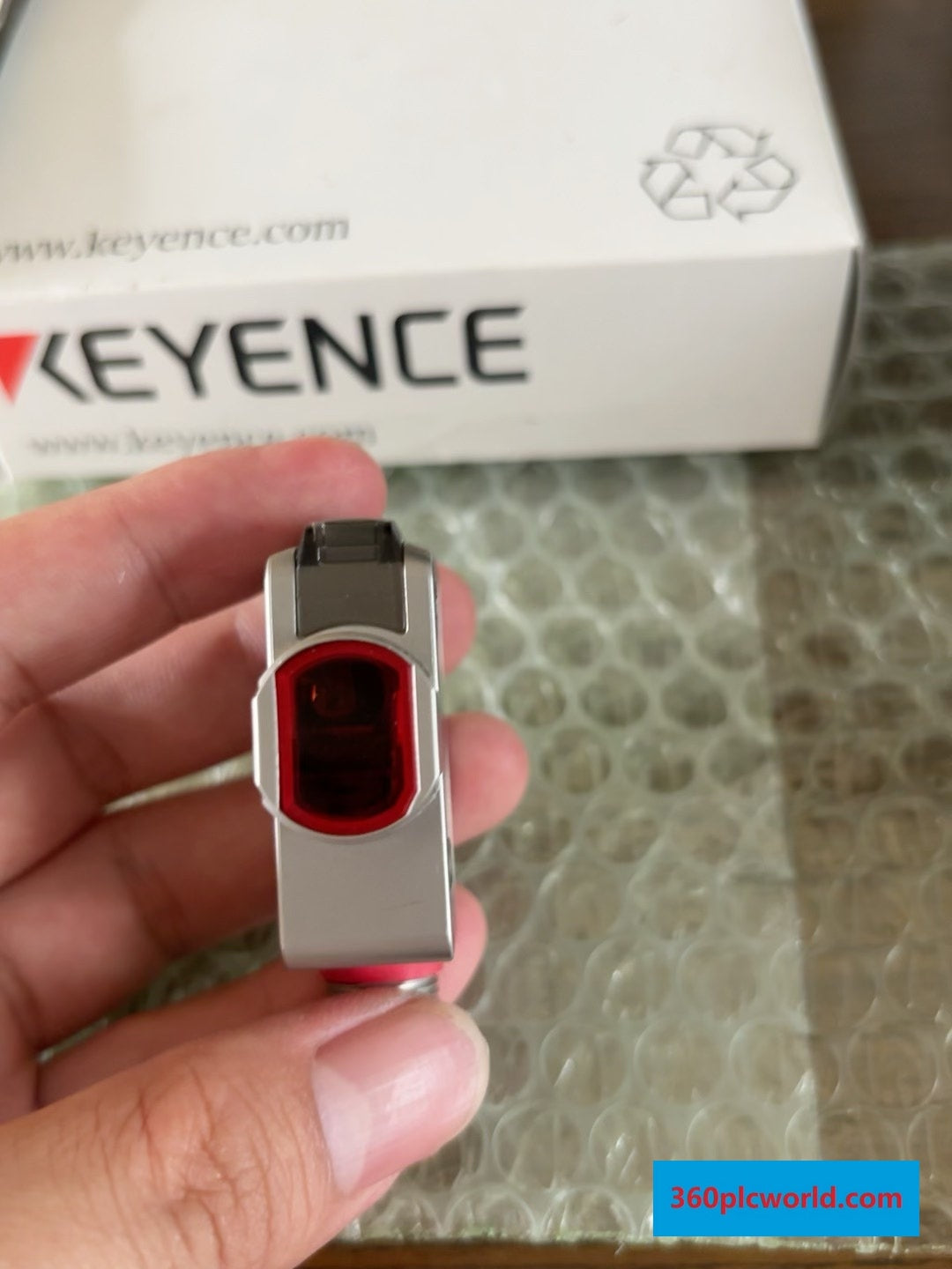 Keyence LR-ZB240CB New Sensor Encoder for Industrial Automation