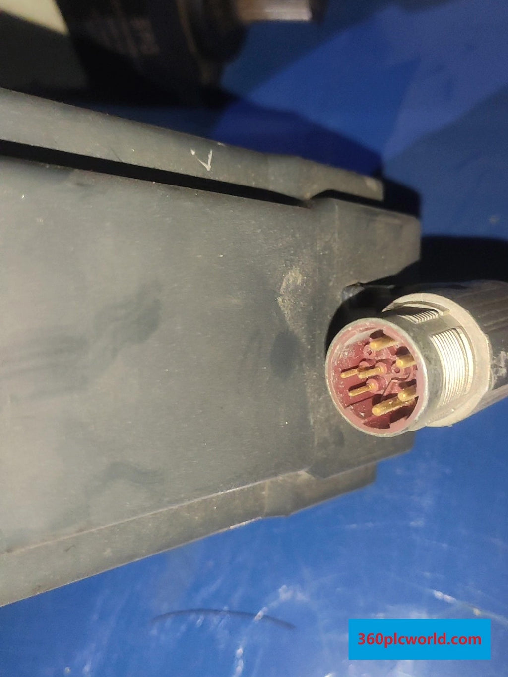 Beckhoff AM8043-0H20-0000 Used Industrial Automation Spare Part for Industrial Automation