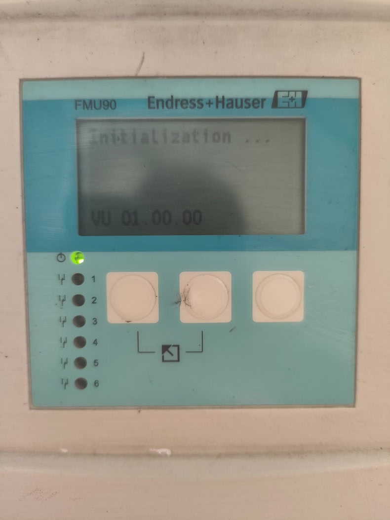 Endress+Hauser FMU90-R11CA131AA1A Used Process Instrument for Industrial Automation