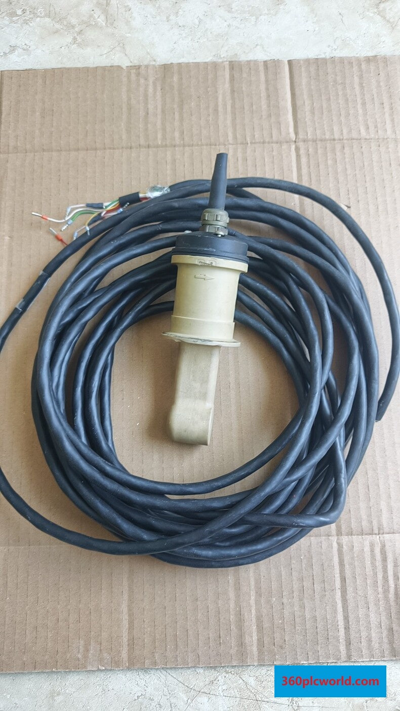 Endress+Hauser CLS52-A1CS1A2 Used Process Instrument for Industrial Automation