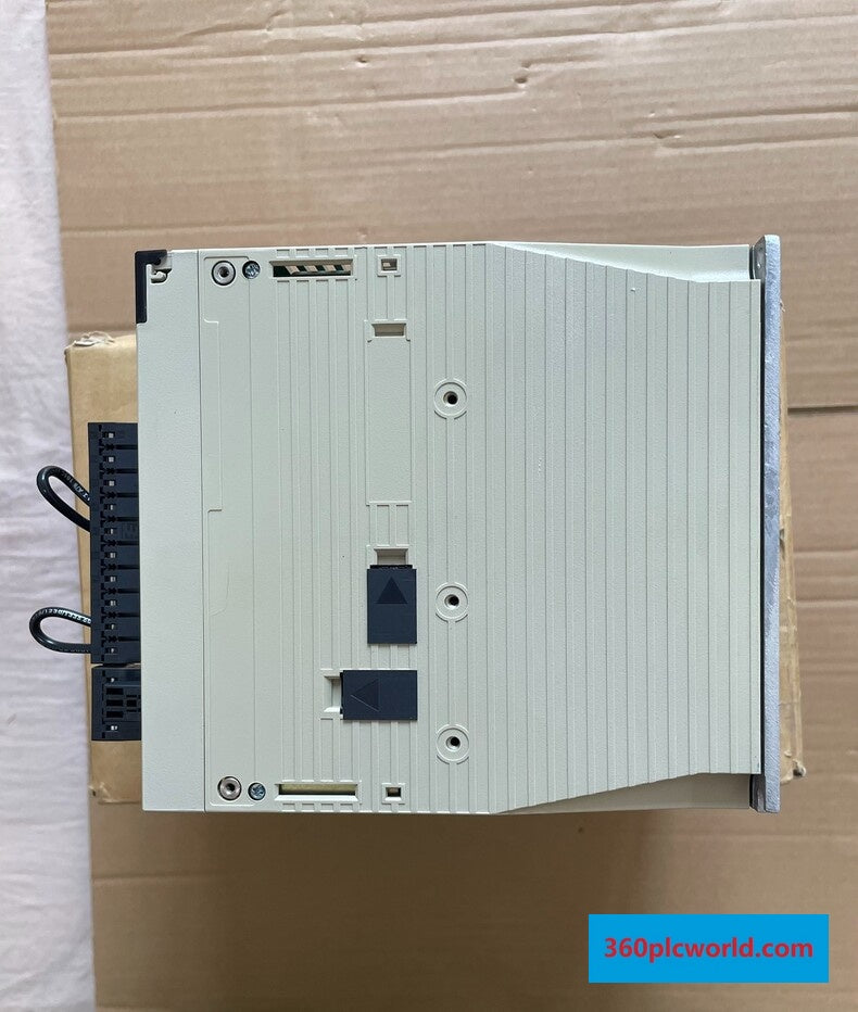 Yaskawa SGDV-5R4D11A New Servo Drive Motor for Industrial Automation
