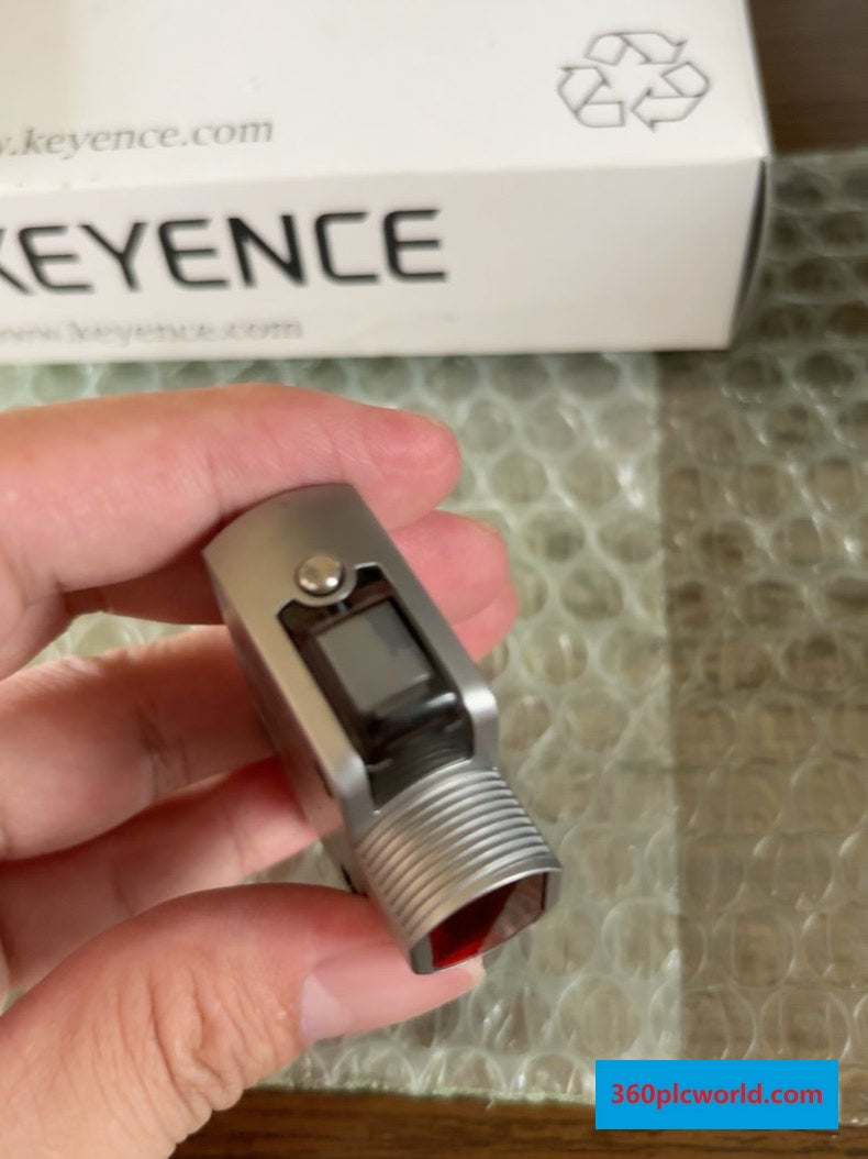Keyence LR-ZB240CB New Sensor Encoder for Industrial Automation