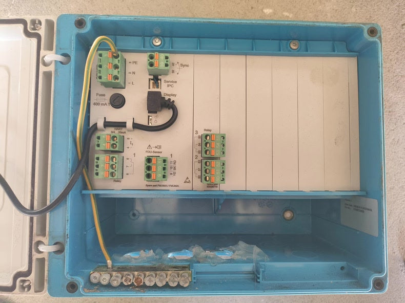 Endress+Hauser FMU90-R11CA131AA1A Used Process Instrument for Industrial Automation