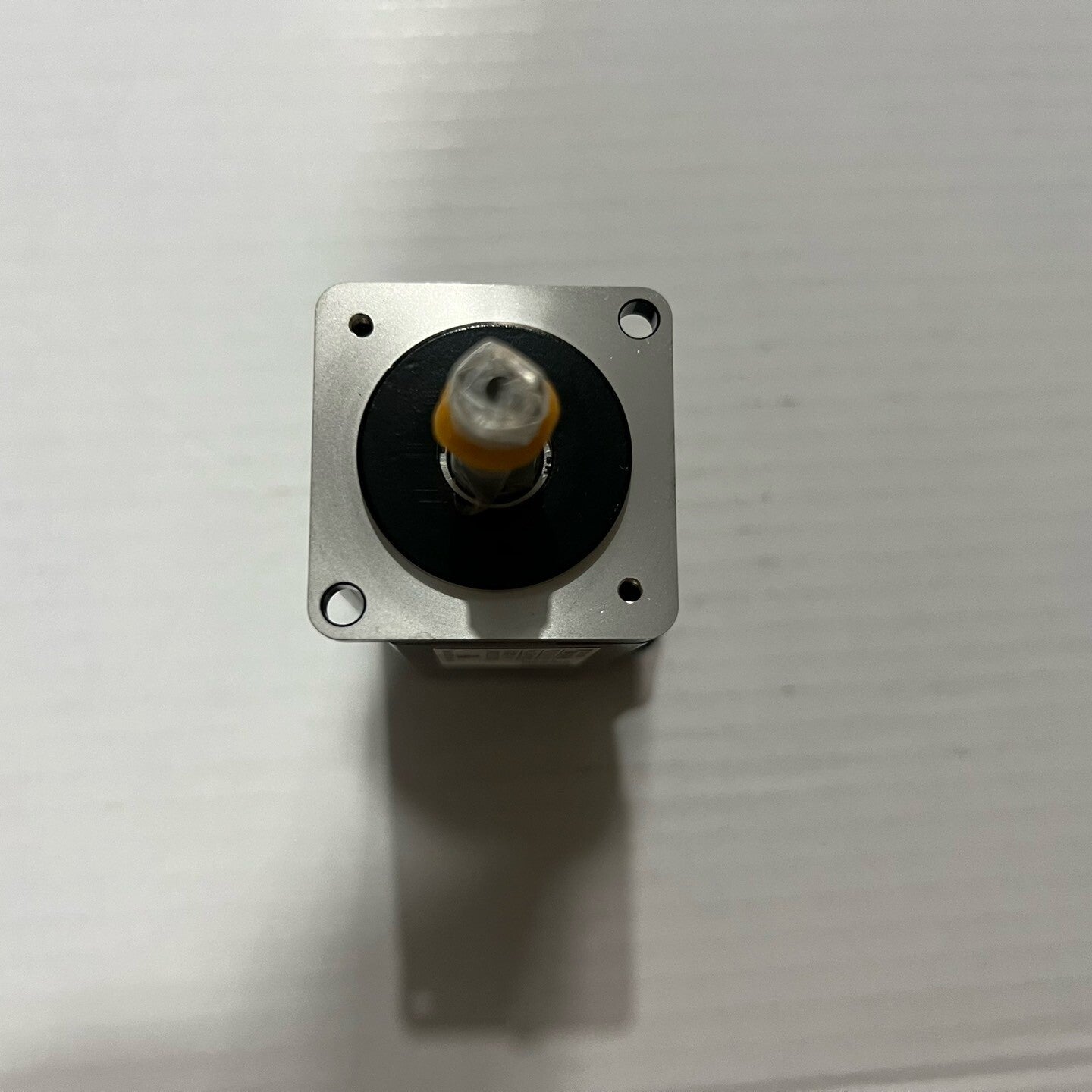 Yaskawa SGMJV-C2A3A-SU11 New Servo Drive Motor for Industrial Automation