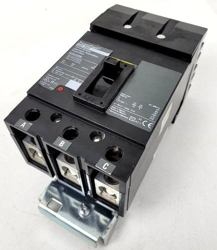 SQUARE D QGA32200 New