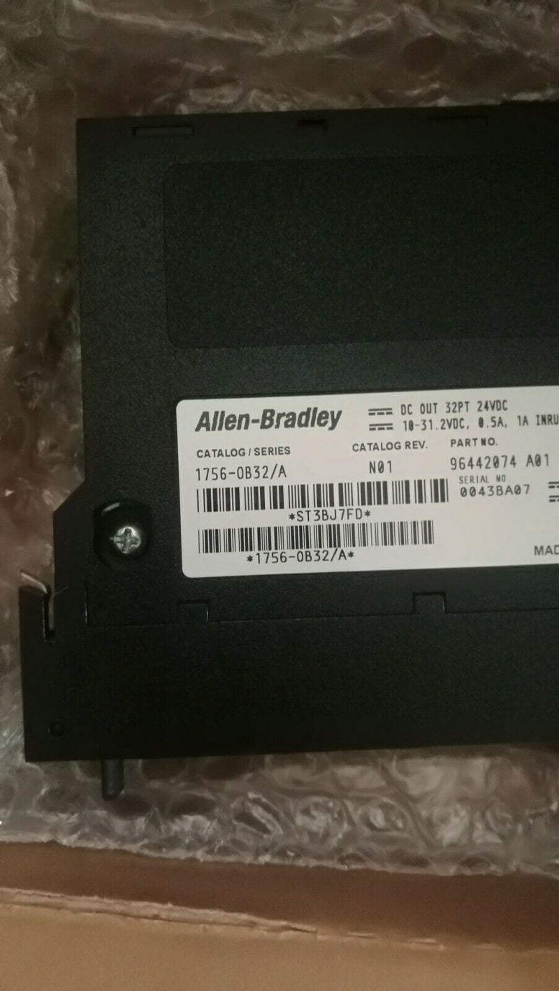 Allen Bradley 1756-OB32/A 1756OB32/A