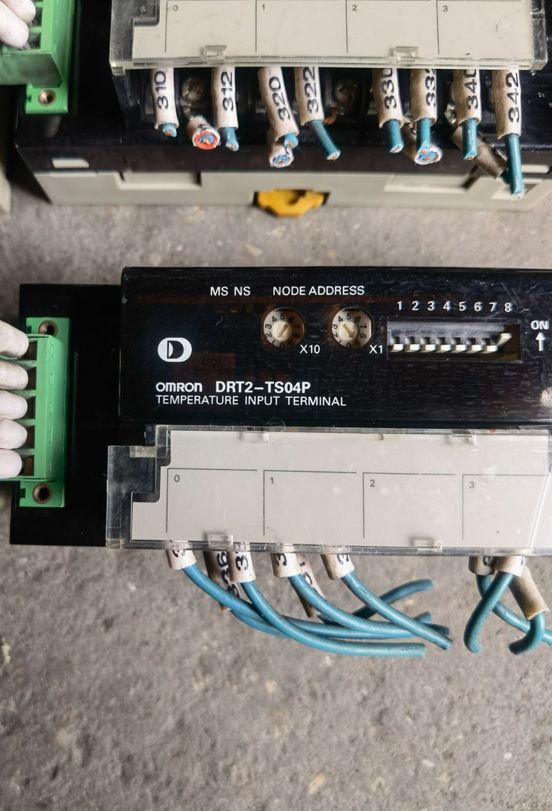 1PC USED Omron DRT2-TS04P