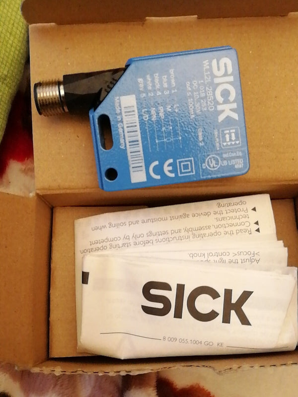 sick WL12L-2B520 new