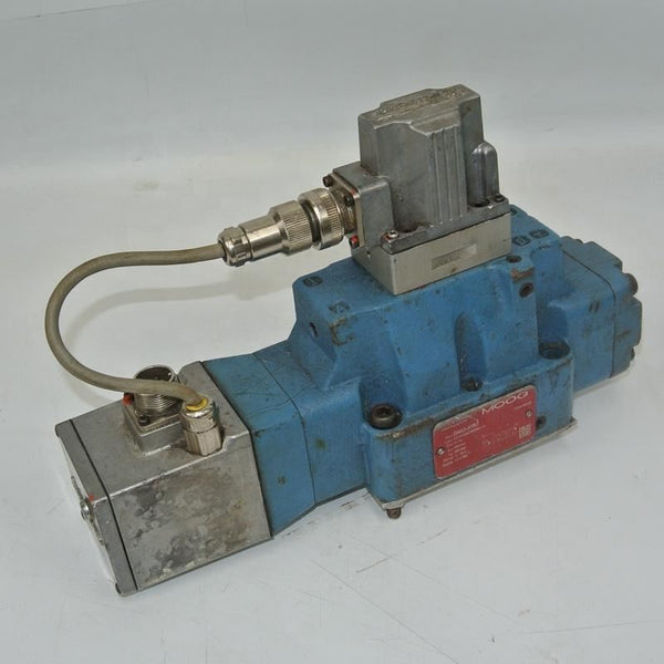 Controller D662-4013 D061-8322 Servo Valve